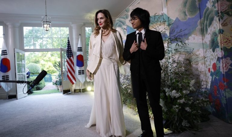 انجلينا جولي