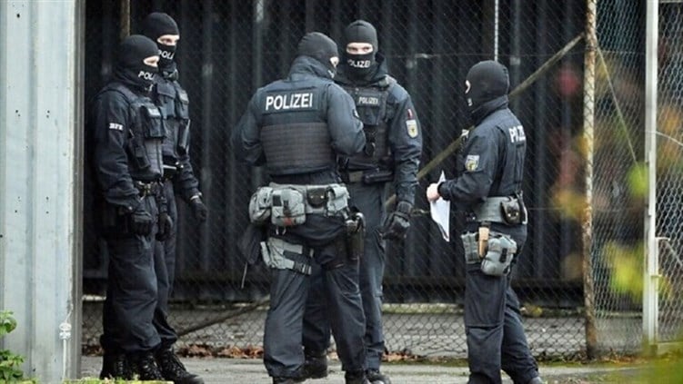 الإشتباه بسوري في تنفيذ هجوم “إسلامي” مزدوج في ألمانيا