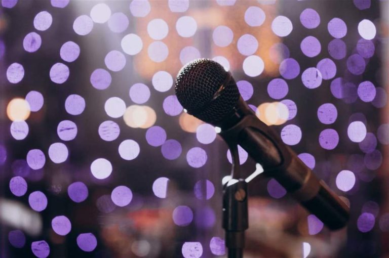 بعد عام على إعتزالها.. فنانة ترتدي الحجاب