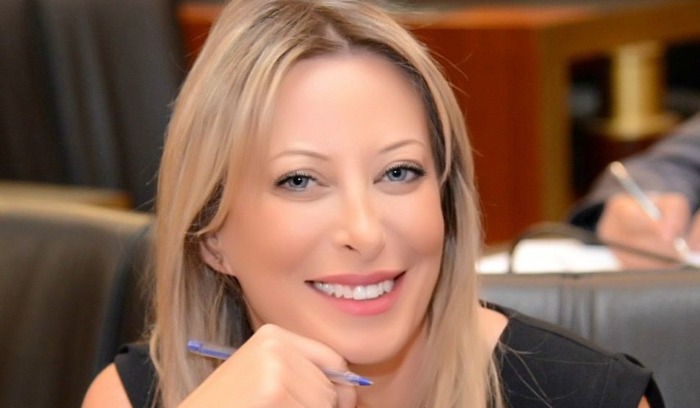 غادة أيوب: لماذا لا يصارح ميقاتي اللبنانيين بعجزه؟