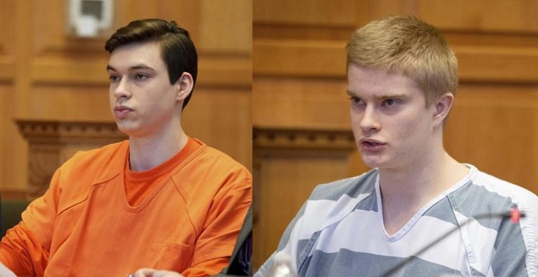 بسبب درجاتهما المتدنية.. مراهقان يقتلان مدرستهما بمضرب بيسبول!