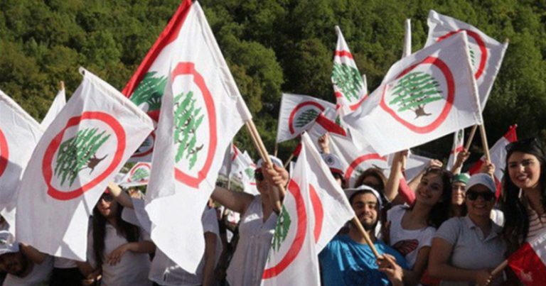 كيف توفّق “القوات” بين مقاطعة التشريع وخوض الانتخابات البلدية؟