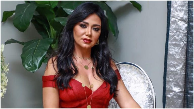 سجال بين رانيا يوسف وطليقها حول “مصاريف البنات”