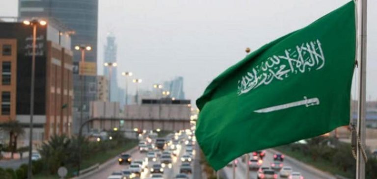 حوار بين الرياض وحزب الله عبر طرف ثالث؟