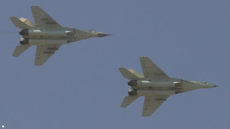 ماذا تكشف الأرقام عن قدرات الجيش السوداني وقوات الدعم السريع؟