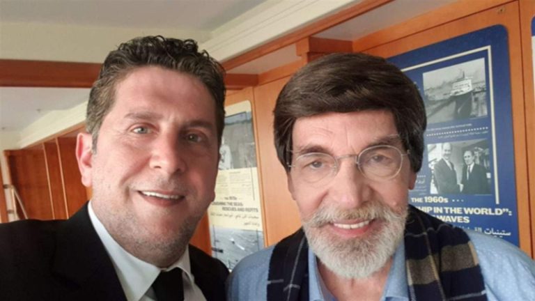 بالفيديو.. كلام مؤثر من ياسر العظمة عن الراحل محمد قنوع