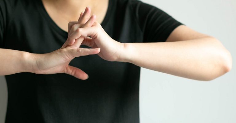 فرقعة الاصابع