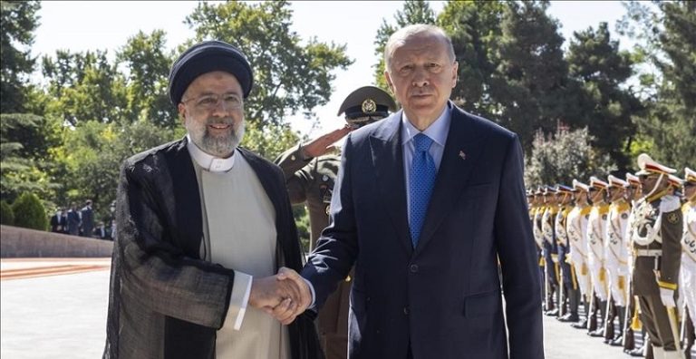 أردوغان لرئيسي: ليتحد العالم الإسلامي ضد الهجمات الإسرائيلية