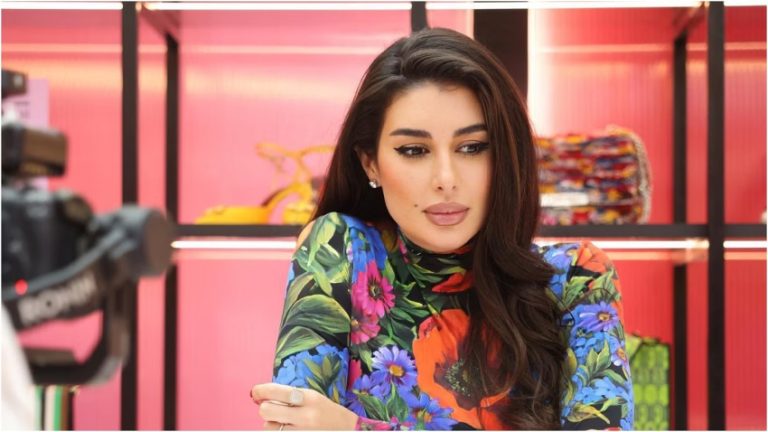 ياسمين صبري: أنا إمرأة مؤمنة وسأرتدي الحجاب