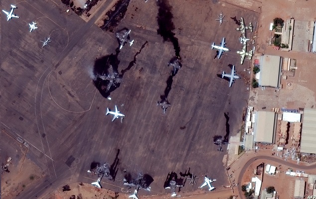 السودان يمدد إغلاق مجاله الجوي