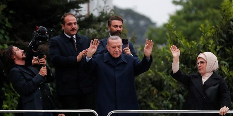 أردوغان: خطاب المعارضة عنصري