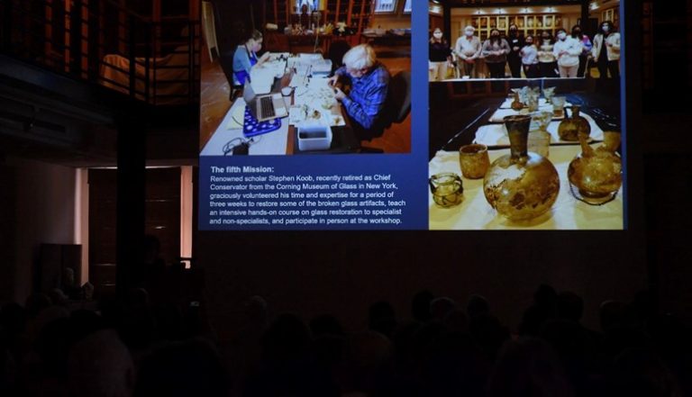 بالصورة.. 26 قطعة نجت من إنفجار بيروت: من “التمزق الى الترميم”