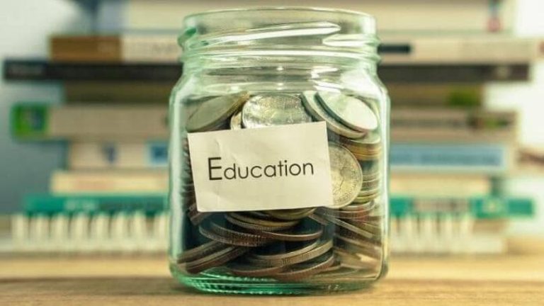 بالأرقام.. زيادات خيالية على أقساط المدارس