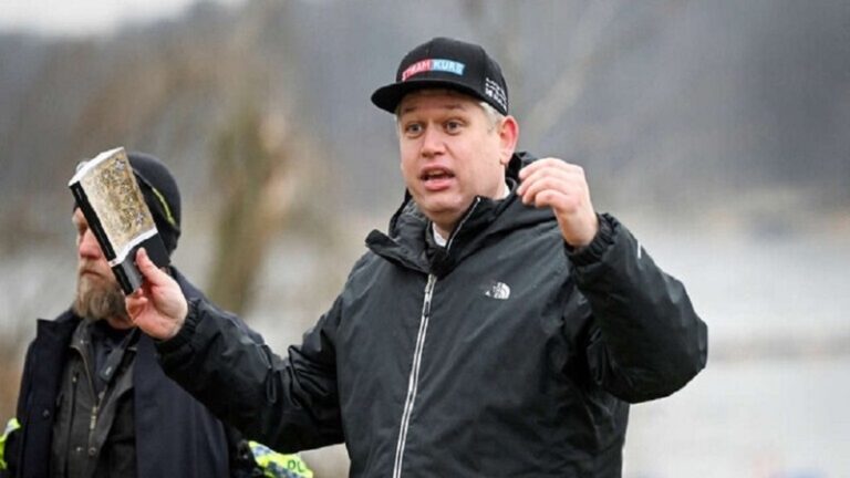 حارق القرآن