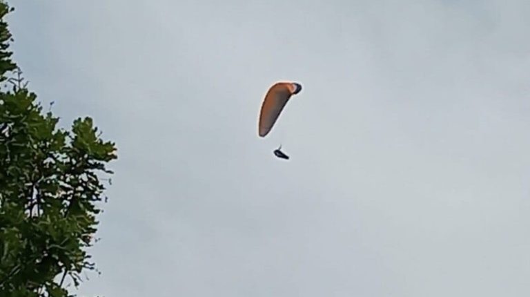 اعتقال 3 مظليين “إسرائيليين” على الحدود اللبنانية