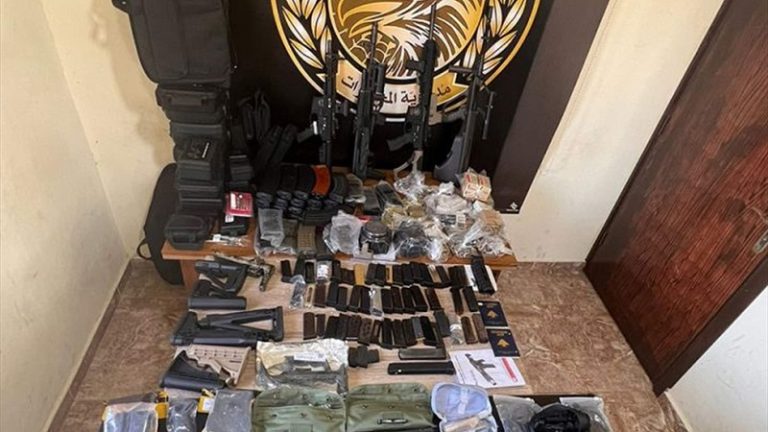 تجارة اسلحة