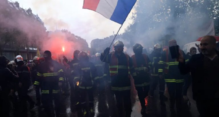 احتجاجات فرنسا