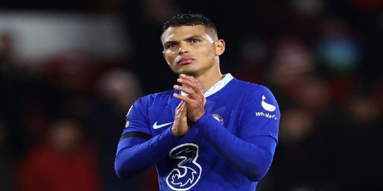 تياغو سيلفا ينفي انتقاله لاحد نوادي البرازيل