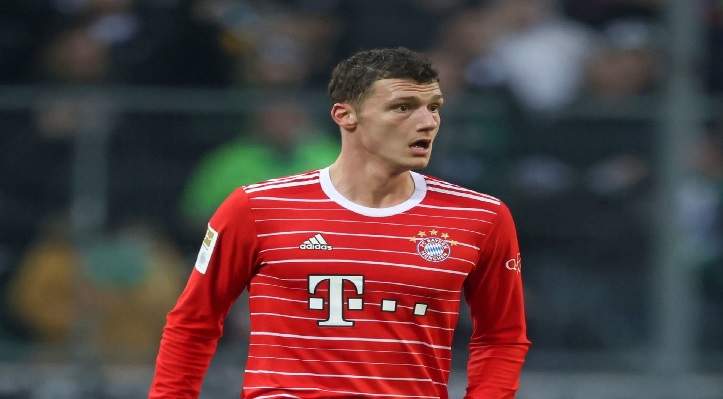 بافارد ينوي الرّحيل عن بايرن ميونيخ