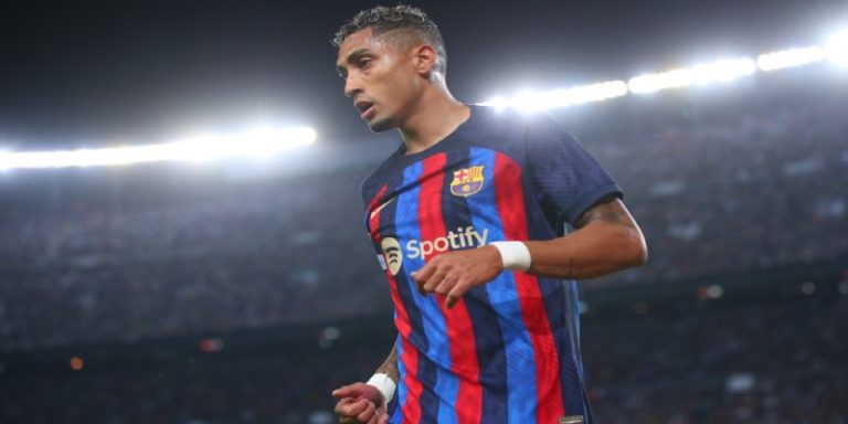 برشلونة يحدد سعر رافينيا