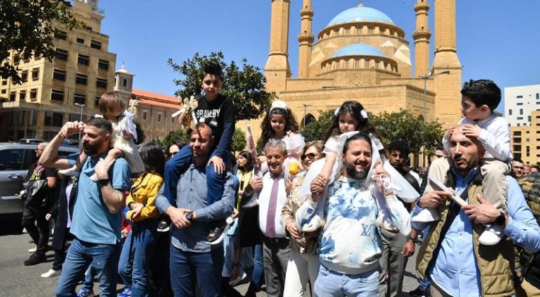 احتجاجات ساحة الشهداء