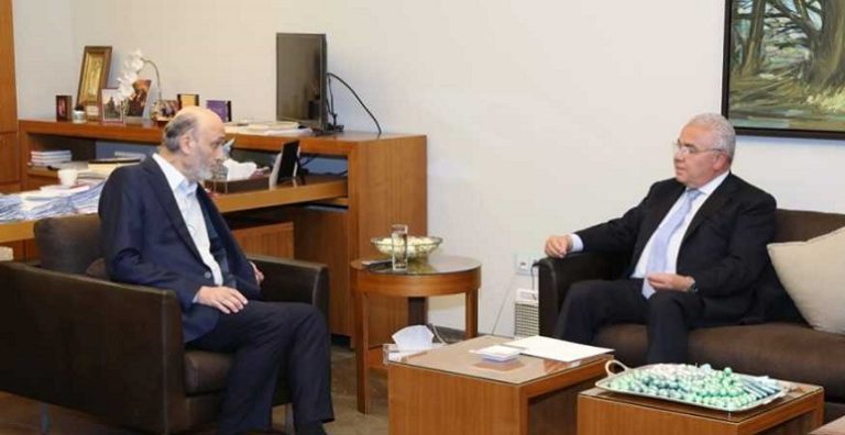 مبادرة… بانتظار نضوج الاتصالات