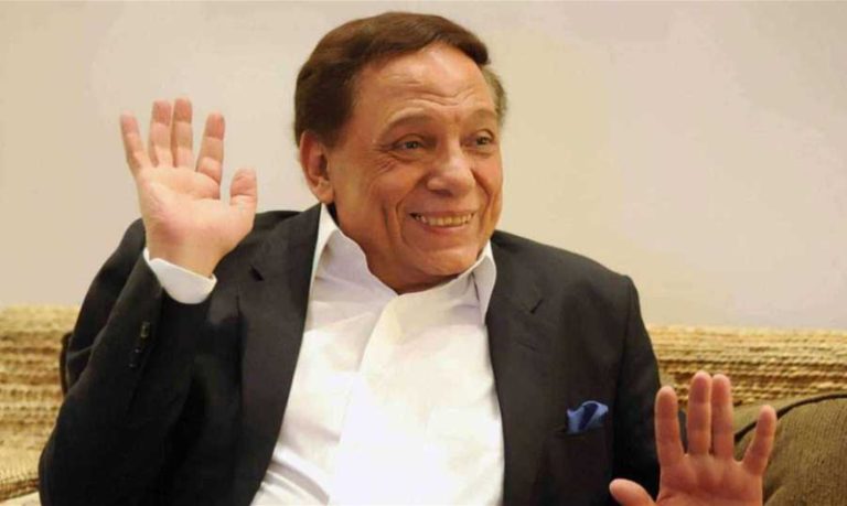 بالصور.. عادل إمام يحتفل بعيده الـ 83