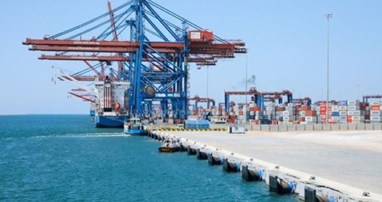 مصر تغلق ميناءين على البحر الأحمر