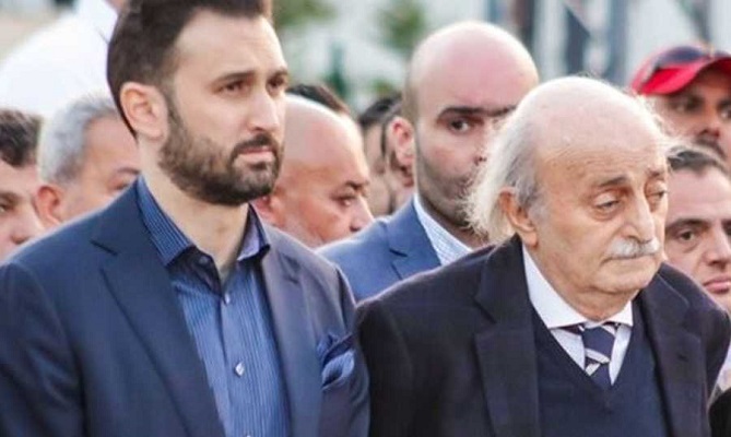 جنبلاط باقٍ على موقفه… وما حقيقة خلافه مع نجله؟