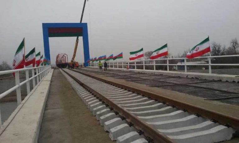 إيران تربط الخليج الفارسي ببحر قزوين سككياً