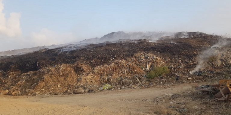 حريق نفايات صيدا