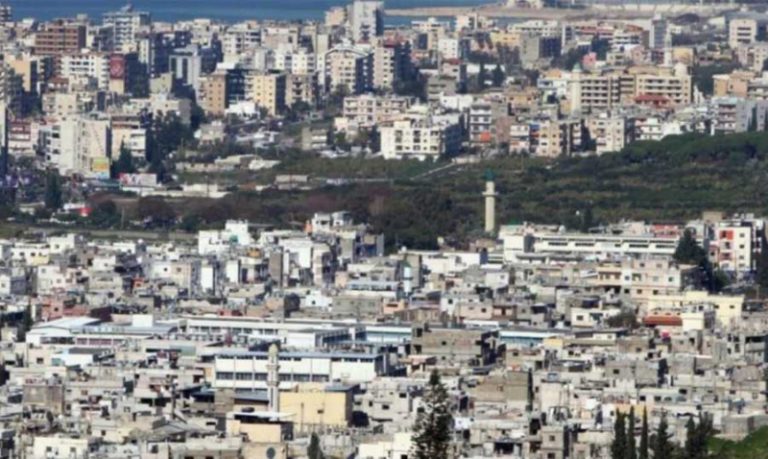 جريح بإنفجار قنبلة في عين الحلوة