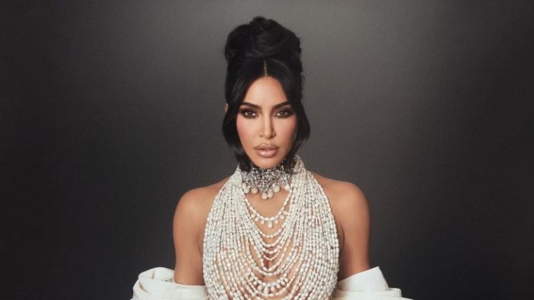 خلاف آل كارديشيان.. فضيحة على إنستغرام (صور وفيديو)