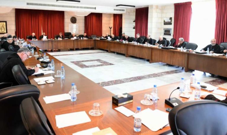 “المطارنة الموارنة”: للإفادة من المؤشرات الإيجابية الإقليمية والدولية لإنتخاب رئيس