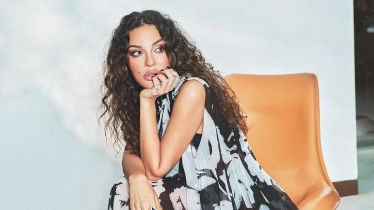 بالصور.. نادين نجيم تلفت الأنظار بأنوثتها وأناقتها