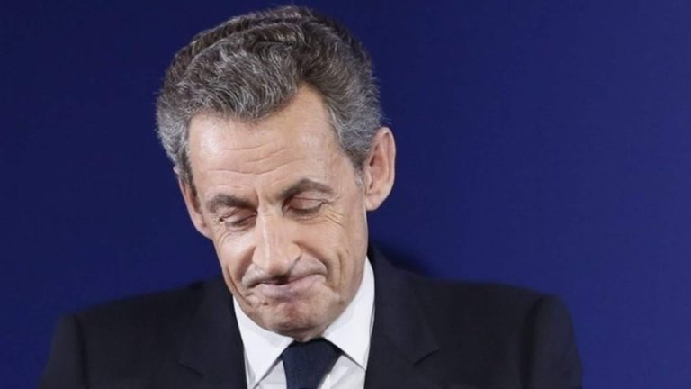 الحكم بالسجن على نيكولا ساركوزي