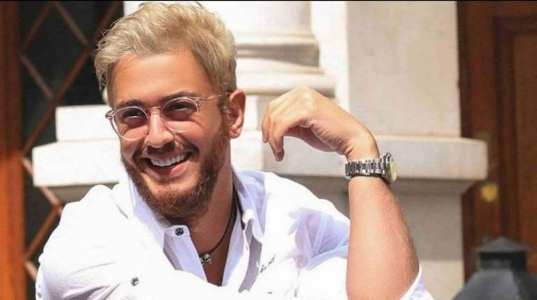 بالصورة.. رسالة من سعد لمجرد لأمه