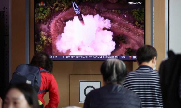 صاروخ كوري شمالي يتحطم قبل الوصول إلى الفضاء
