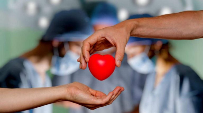 سعودي يتبرع بأعضاء إبنه المتوفي وينقذ حياة 6 مرضى