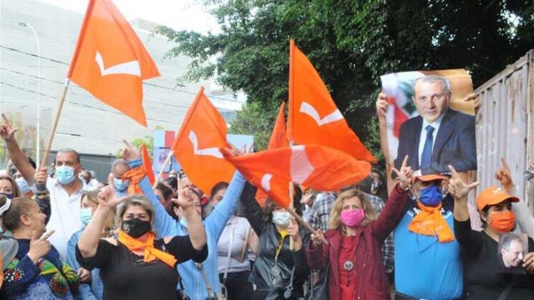 “التيار” يتحدّث عن إيجابية في الحوار مع “المعارضة”