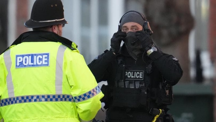 بالفيديو- “حادث خطير” في نوتينغهام.. والشرطة البريطانية تغلق الطرقات