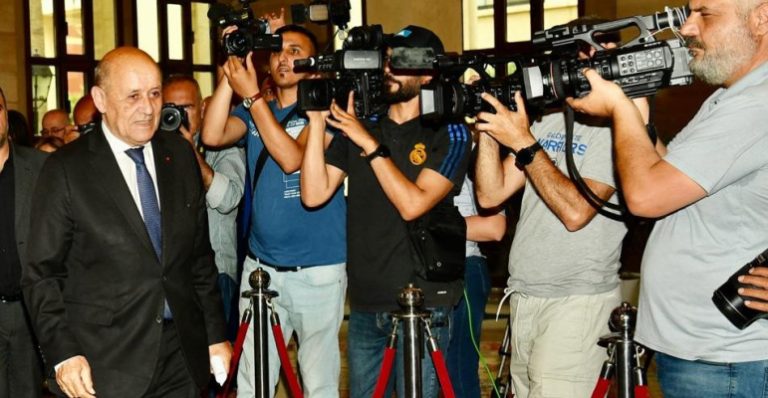 لودريان في بيروت: لزوم ما لا يلزم