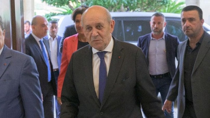 “دخان رمادي” غلّف مهمة لودريان.. و”لهيب روسيا” حجبها!