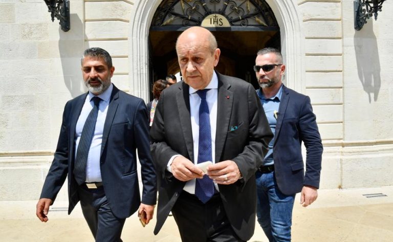 لودريان من بكركي: لا أحمل أي مبادرة