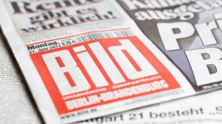 صحيفة ألمانية تستبدل بعض موظفيها بالذكاء الإصطناعي