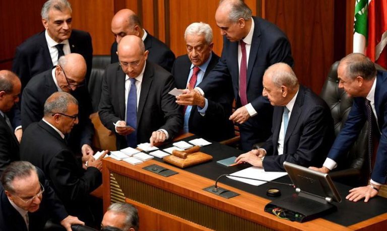 انتصار… وأحجية يعجز أينشتاين عن حلّها!