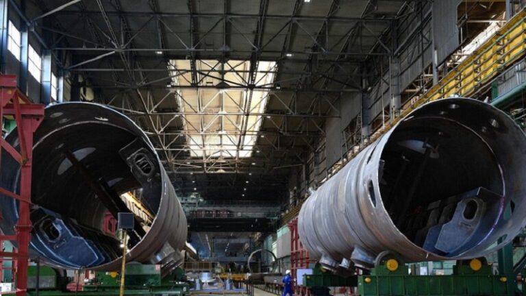 معدات نووية