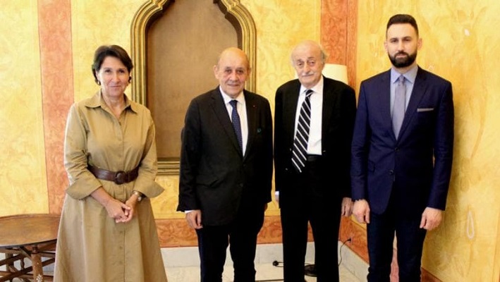 لقاء ودّي وصريح بين جنبلاط ولودريان