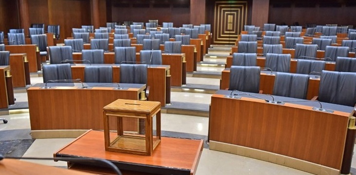 “دسٌ كببر” قبل جلسة الاربعاء!