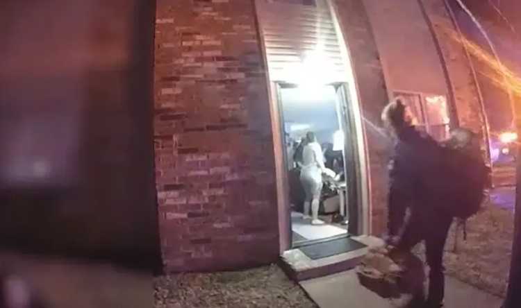 ابنة الـ12 عامًا طعنت شقيقها حتى الموت